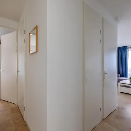 Luxury Apartment Just A Stone Throw From North Sea *