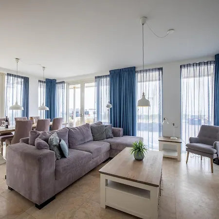 Luxury Apartment Just A Stone Throw From North Sea