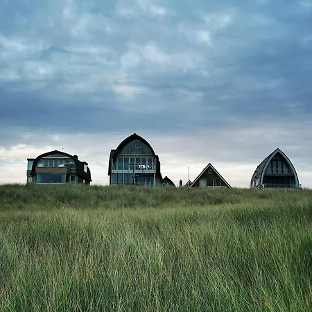 Apartment Luxury Apartment Just A Stone Throw From North Sea