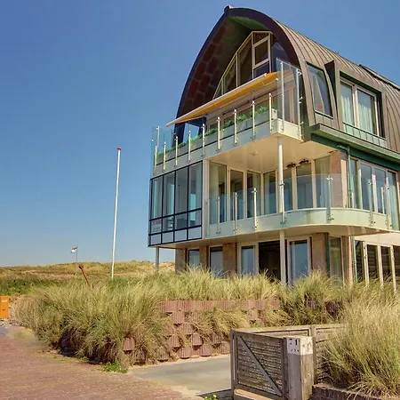 Luxury Apartment Just A Stone Throw From North Sea * Egmond aan Zee
