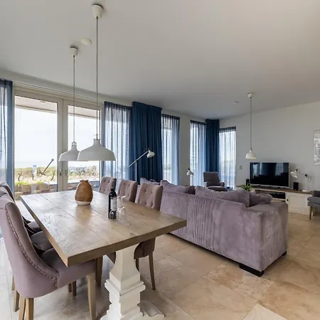 Апартаменты Apartment In Egmond Aan Zee Near The Beach